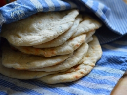 Petits pains grecs au fromage