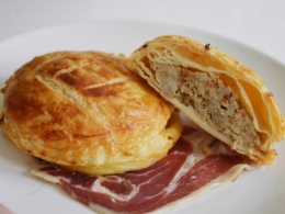 Tourte à l’italienne, tourte, chair à saucisse, tomates séchées, mozzarella di buffala, champignons de Paris