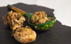 boulettes russes, boulettes, cornichons, aneth