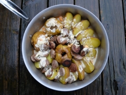 saucisses polonaises à la marjolaine,pommes,pommes et fromage,la cocotte,la voix du nord