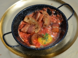 tomates aux œufs et lard grillé,la cocotte,la voix du nord