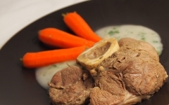 jarret de veau, sauce poulette