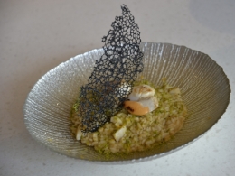 Risotto aux Saint-Jacques, pistaches et agrumes de Vanessa Gambino, cheffe de Prima Fila à Lille, Vanessa Gambino, Glberto d'Annunzio, Prima Fila, Lille, le chef et la cocotte, la cocotte, la voix du nord