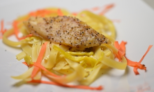 Maquereau fumé au poivre et fettucine d’hiver : La Cocotte
