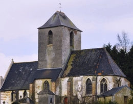 eglise d'Enquin sur Baillons.jpg
